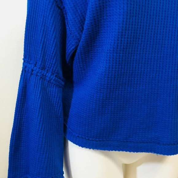 FREE PEOPLE XS Women's Shirt V-neck Blue 3/4s - Picture 8 of 8